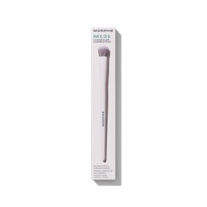 Alternative view of M131 Rounded Paddle Concealer Brush